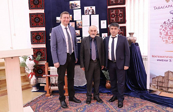 Глава Табасаранского района поздравил Зейдулу Юзбекова с юбилеем