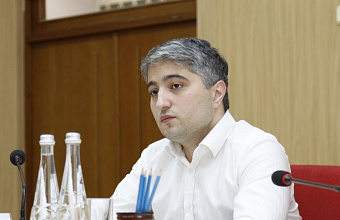 «Многофункциональным центрам планируется передать 39 государственных услуг» – Минтруд РД