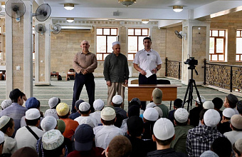 Министр по делам молодежи Дагестана провел рабочие встречи в Хасавюрте и Кизилюрте