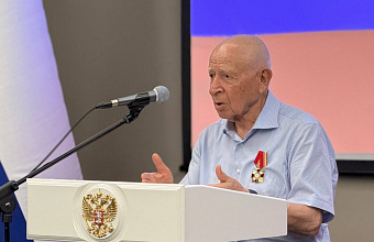 Торжественное мероприятие к 85-летию экс-президента Дагестана Муху Алиева прошло в Каспийске