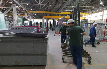 Стеклокомплекс укрепляет позиции