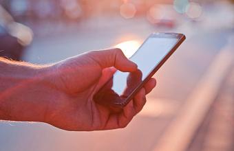 Россияне массово жалуются на сбои в работе мобильных приложений банков