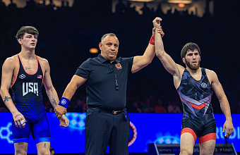 Заур Угуев поборется за «золото» Чемпионата мира по вольной борьбе