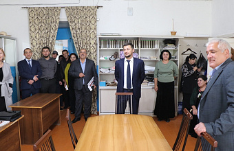 Глава Магарамкентского района посетил ряд муниципальных образовательных учреждений