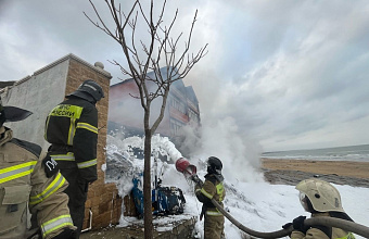 Вертолет с людьми потерпел крушение в Дагестане