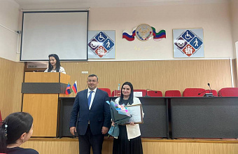 Сотрудников Минтруда РД отметили благодарностями Правительства Дагестана