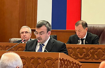Магомедзагид Кихасуров рассказал о внесении изменений в Закон «О ежемесячном пособии на ребенка»