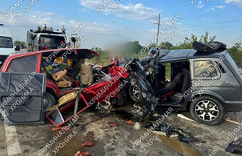 Четыре человека погибли в лобовом столкновении двух автомобилей в Дагестане