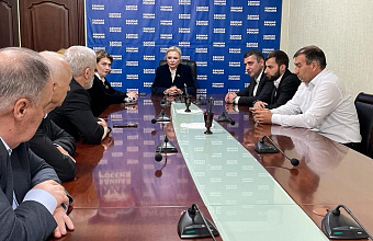 В Махачкале прошло награждение руководителей образовательных организаций Дагестана