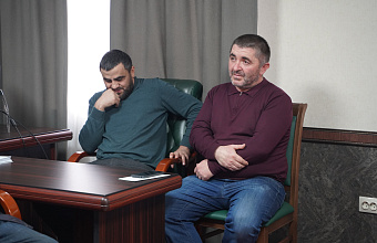 Член Общественной палаты Кизилюрта Умахан Исламалиев едет добровольцем на СВО