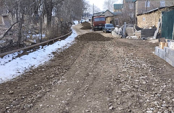 В селе Кужник после прямого эфира главы Табасаранского района привели в порядок дорогу