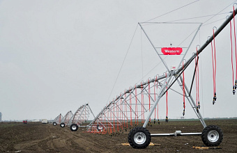 Хозяйство в Дагестане закупило уникальную поливочную машину из Саудовской Аравии