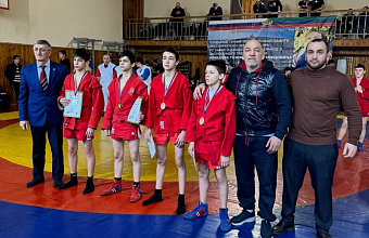 Дагестанские самбисты разыграли путевки на Первенство СКФО