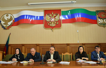 Глава Каякентского района провел совещание по актуальным вопросам