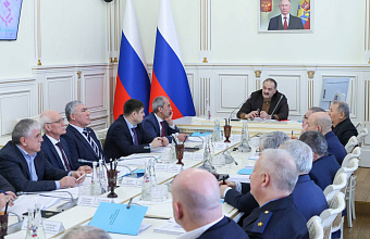 Сокрытие доходов, неуплата налогов, отсутствие трудовых договоров – какие нарушения выявлены в работе общепитов?