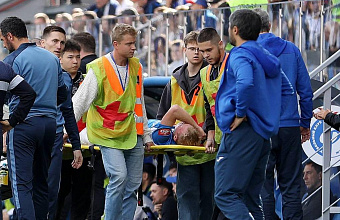 Защитник махачкалинского «Динамо» Александр Сандрачук выбыл минимум на полгода