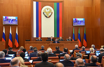 Муртазали Рабаданов: «В Дагестане в два раза меньше студентов дневной формы обучения, чем должно быть»