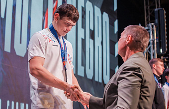 Дагестанский боксер взял «серебро» на юношеском чемпионате мира