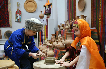 Занятия в рамках проекта «Древо жизни» продолжаются на 15 образовательных арт-площадках Кайтагского района