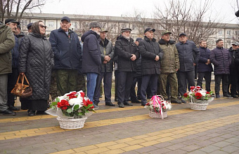 В Кизилюрте почтили память погибших воинов-интернационалистов