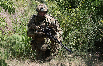 Заключившие с августа контракт бойцы СВО получат по 400 тыс. рублей