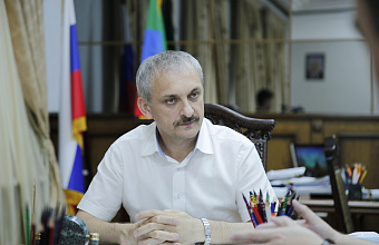 Энрик Муслимов: «Лозунги и обещания нужно подкреплять реальными действиями»