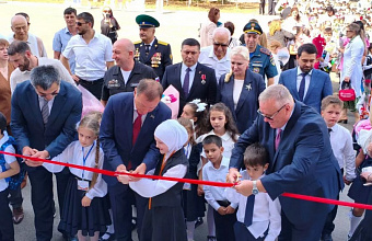 В учебных заведениях Каспийска прошли мероприятия ко Дню знаний