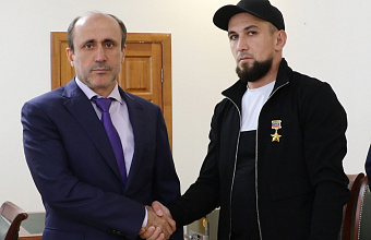 Нурислам Арсланбеков из Кайтагского района награжден Золотой звездой с присвоением звания «Народный герой Дагестана»