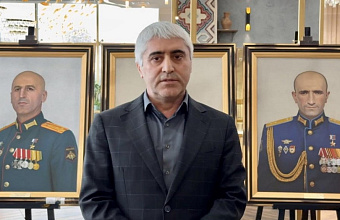 В Махачкале прошло открытие выставки картин участников СВО-Героев России