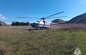 Вертолет Ми-8 МЧС России вылетел на поиски пастухов в Дагестане