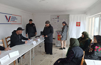 Матери участников СВО из Табасаранского района проголосовали на выборах Президента РФ