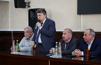 Деятели культуры Дагестана встретились с медработниками Дербента