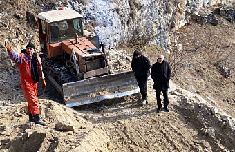 В Верхнем Гунибе идет строительство подъездной автодороги