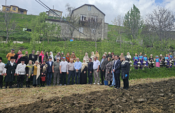 Первый замминистра сельского хозяйства РД Шарип Шарипов прибыл в Ахвахский район