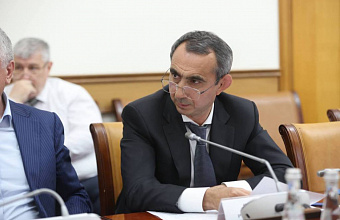 Заур Эминов: «Послание Главы Дагестана – важное событие в жизни республики, определяющее дальнейшие векторы развития региона»