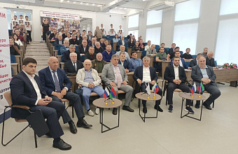 Дагестан и Красноярск провели видеомост, посвященный Бувайсару Сайтиеву