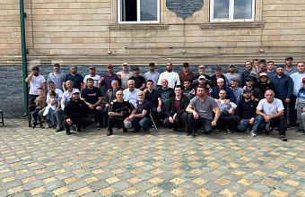 В Тляратинском районе встретили участника СВО Махача Курбанова