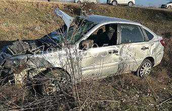 Один человек погиб и двое пострадали из-за выезда на встречку в Дагестане
