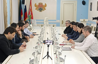 Представители мэрии Махачкалы и движения «Город наш» обсудили ситуацию с застройкой территории Эльтавского леса и озера Ак-Гель