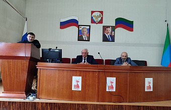 Состояние автомобильных дорог обсудили в Тляратинском районе