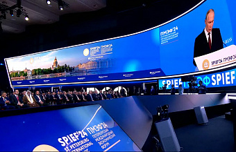 Путин предложил возобновить индексацию пенсий работающим пенсионерам