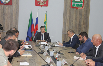 Осеннюю призывную кампанию обсудили в Сулейман-Стальском районе