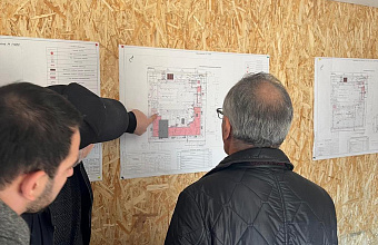 Нурбаганд Нурбагандов проверил ход строительства школ в пригороде Махачкалы