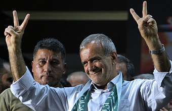 Путин поздравил Пезешкияна с избранием на пост президента Ирана