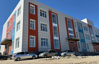 В селе Какамахи активно строят новую школу на 220 учеников