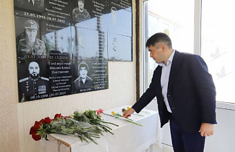 В 13 школах Табасаранского района открыли 16 мемориальных досок погибшим участникам СВО