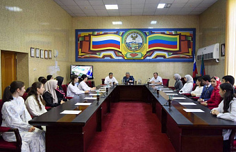 В Левашинском районе состоялось вручение медалей и аттестатов отличившимся выпускникам