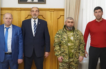 Два сотрудника Минобрнауки Дагестана отправятся в зону СВО добровольцами