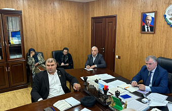 Мурад Рамазанов провел очередное еженедельное аппаратное совещание