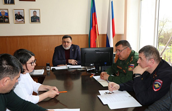 Глава Магарамкентского района принял участие в работе муниципальной призывной комиссии